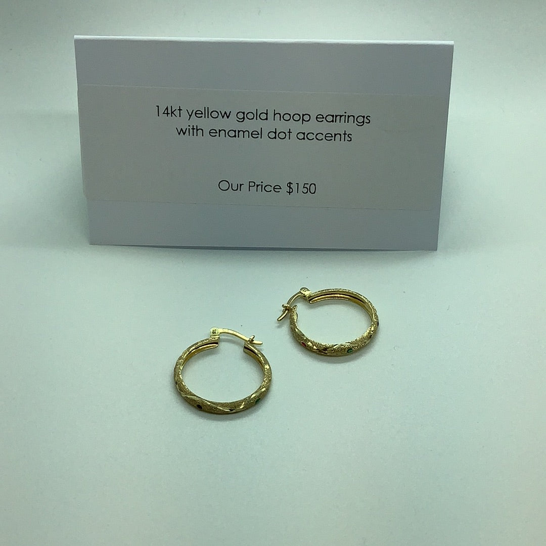 14 kt yellow gold hoop earrings