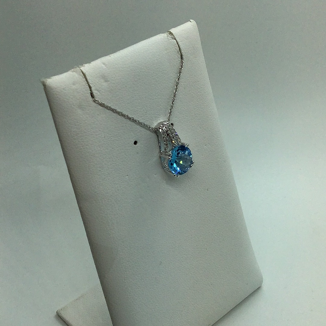 14 kt white gold blue topaz pendant necklace