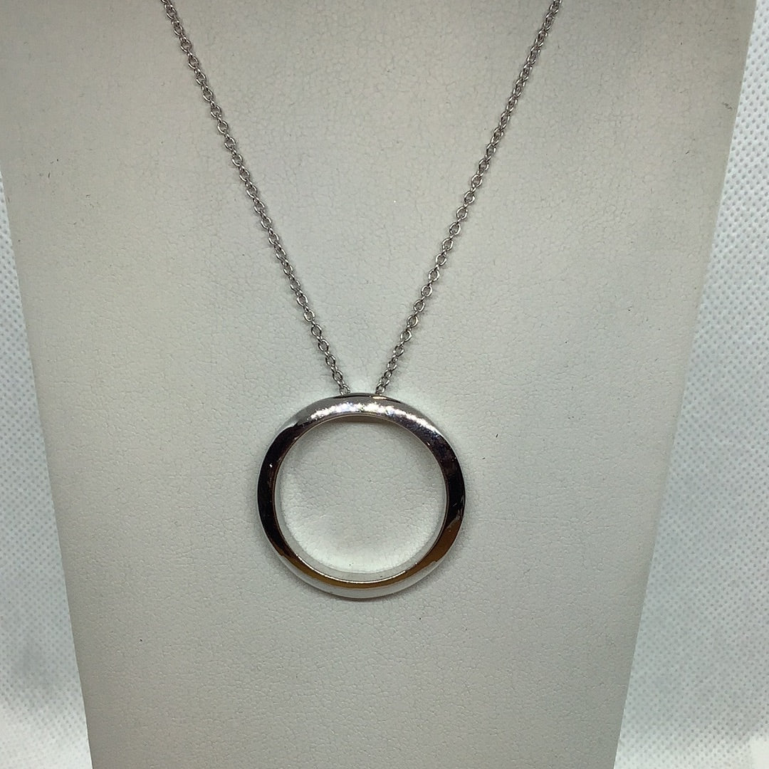 Sterling circle pendant necklace