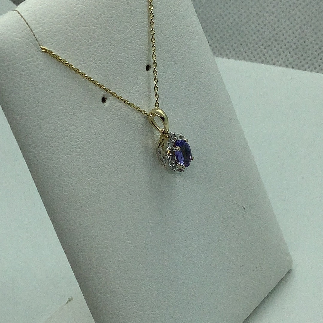 Tanzanite and diamond pendant