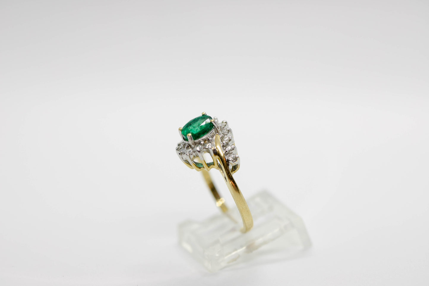 Emerald and diamond ring