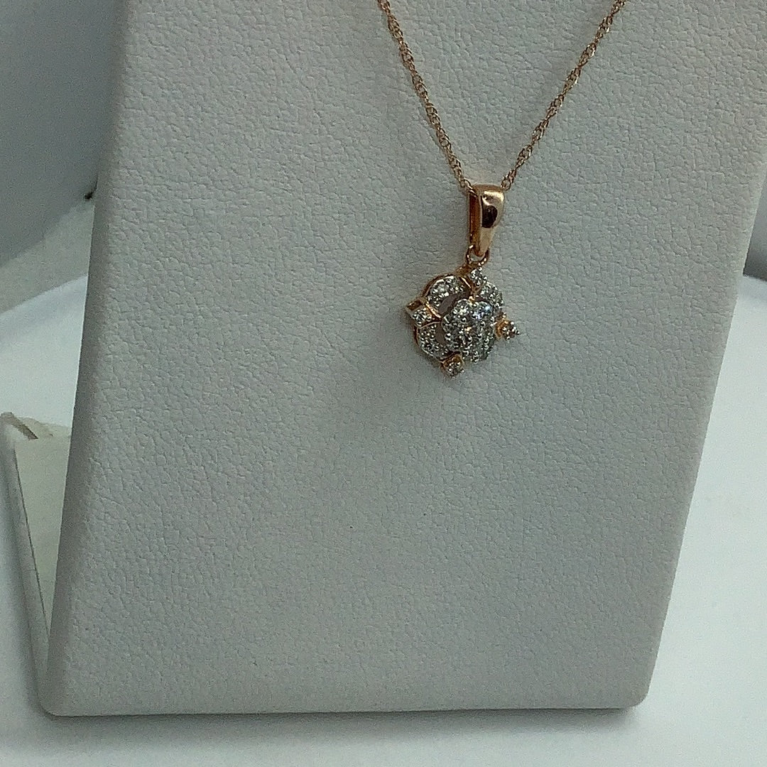 Diamond cluster pendant