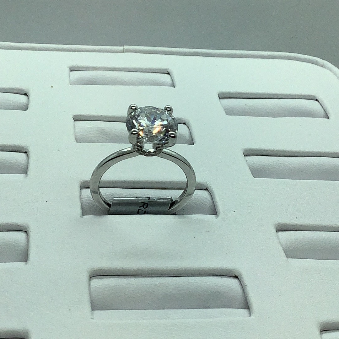 Engagement ring setting