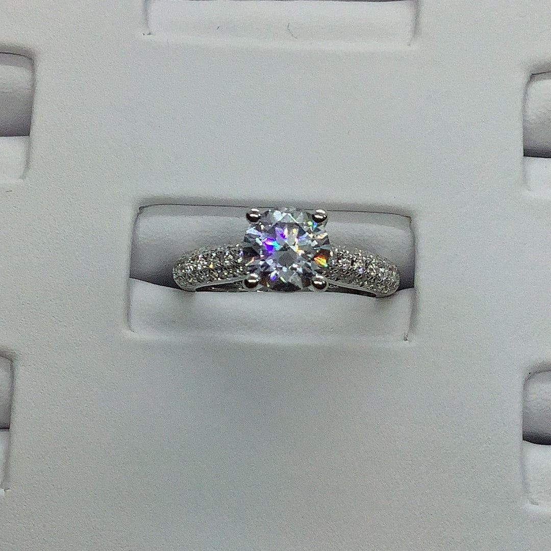 Diamond engagement ring setting