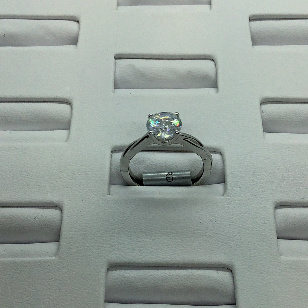Diamond engagement ring setting
