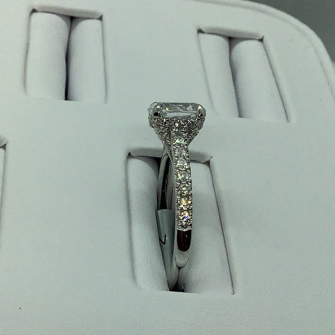 Diamond engagement ring setting