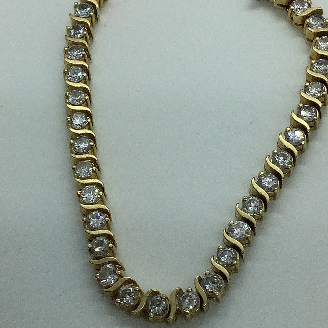 Tennis bracelet