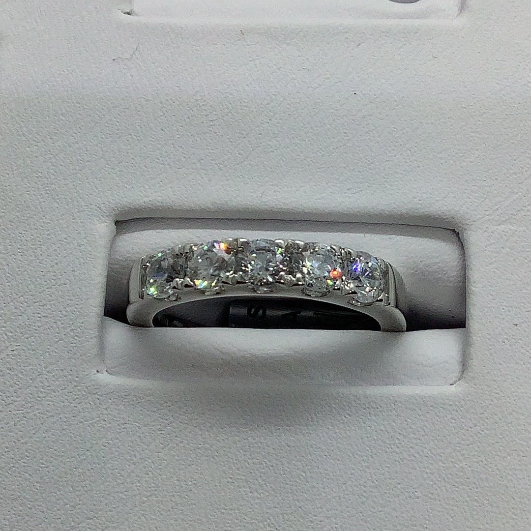 5 Stone diamond wedding band