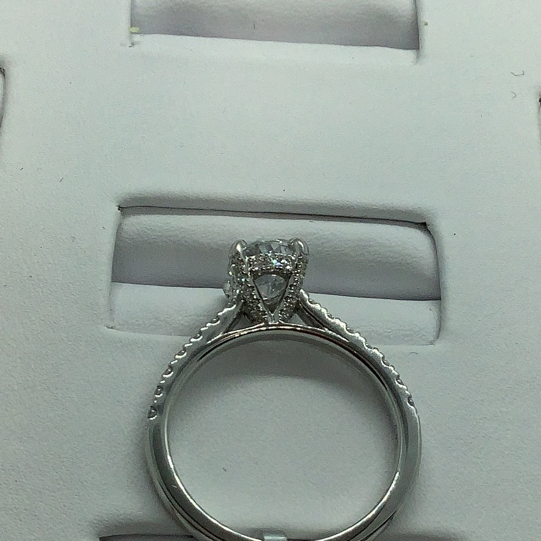 Diamond engagement ring setting