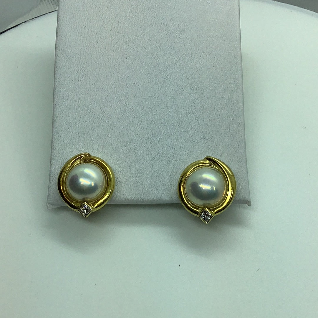 18 kt mabe pearl earrings