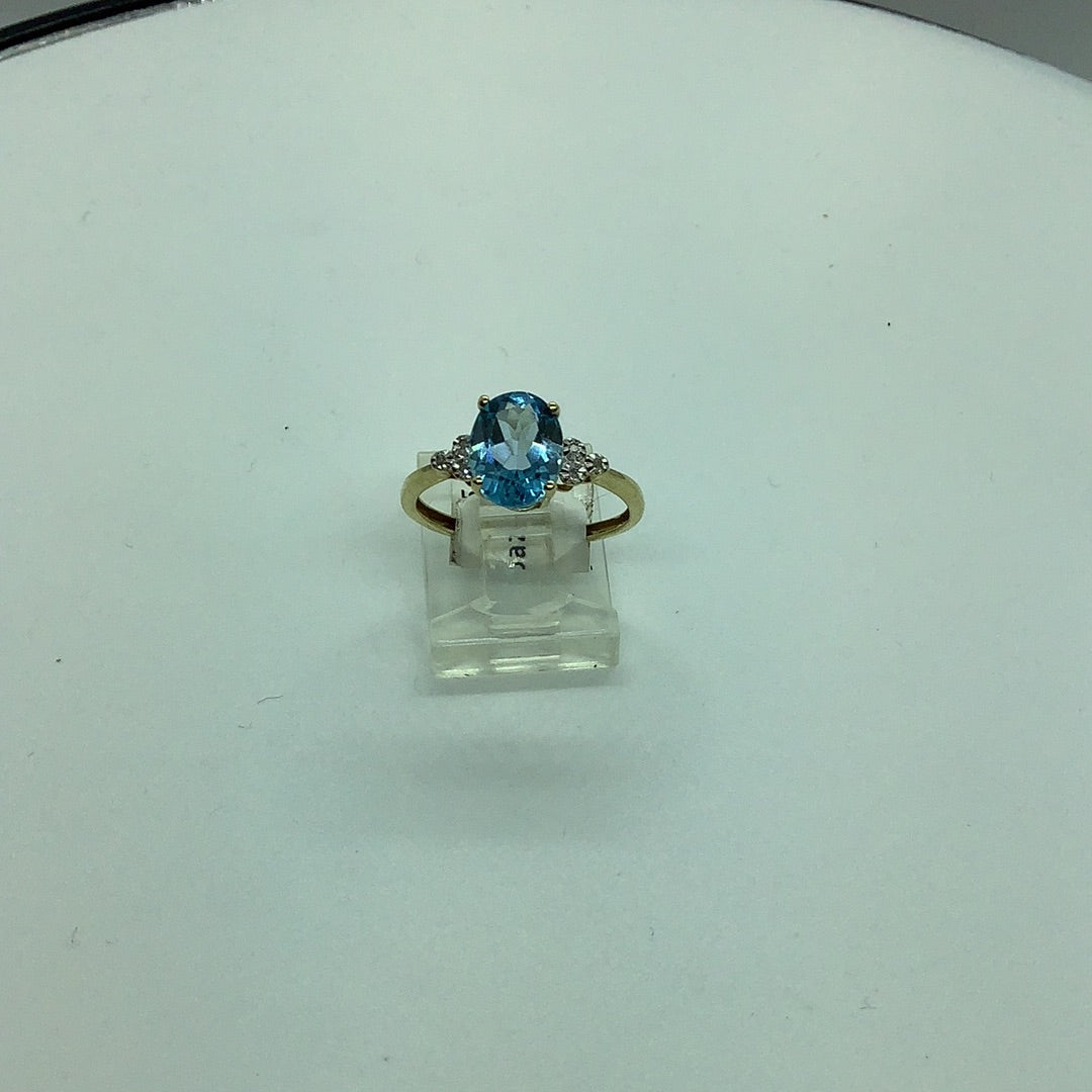 Blue topaz ring
