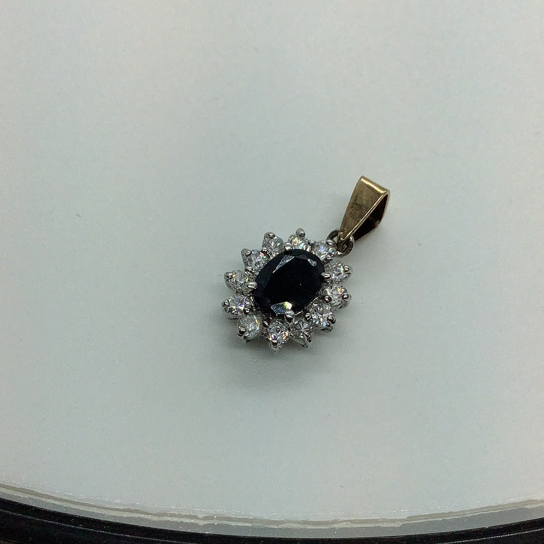 Sapphire and diamond pendant