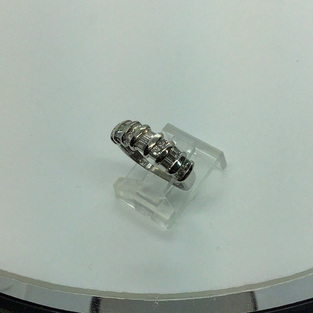 Diamond ring