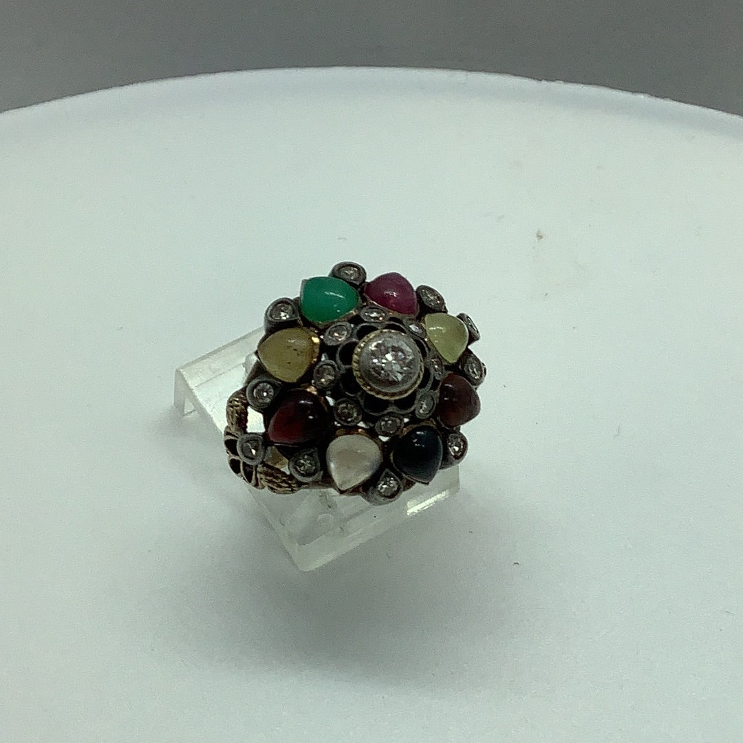 Diamond and gemstone ring