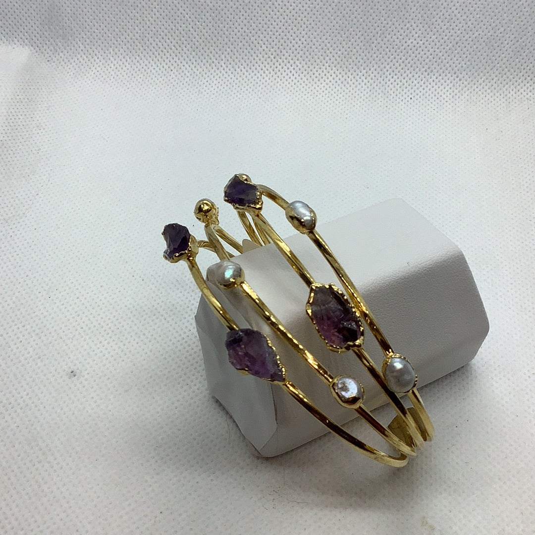 Pearl and amethyst bracelet