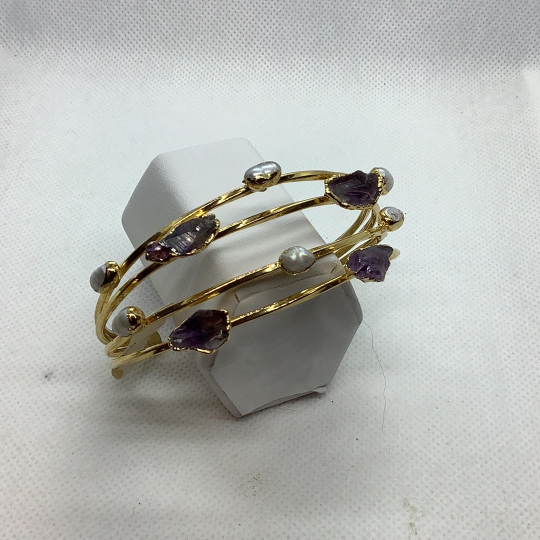 Pearl and amethyst bracelet