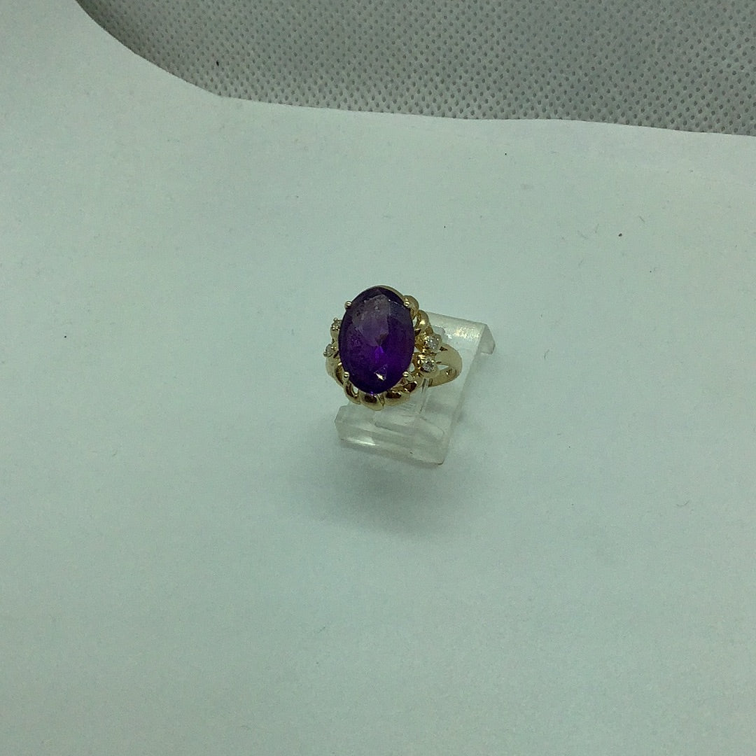 Amethyst and diamond ring
