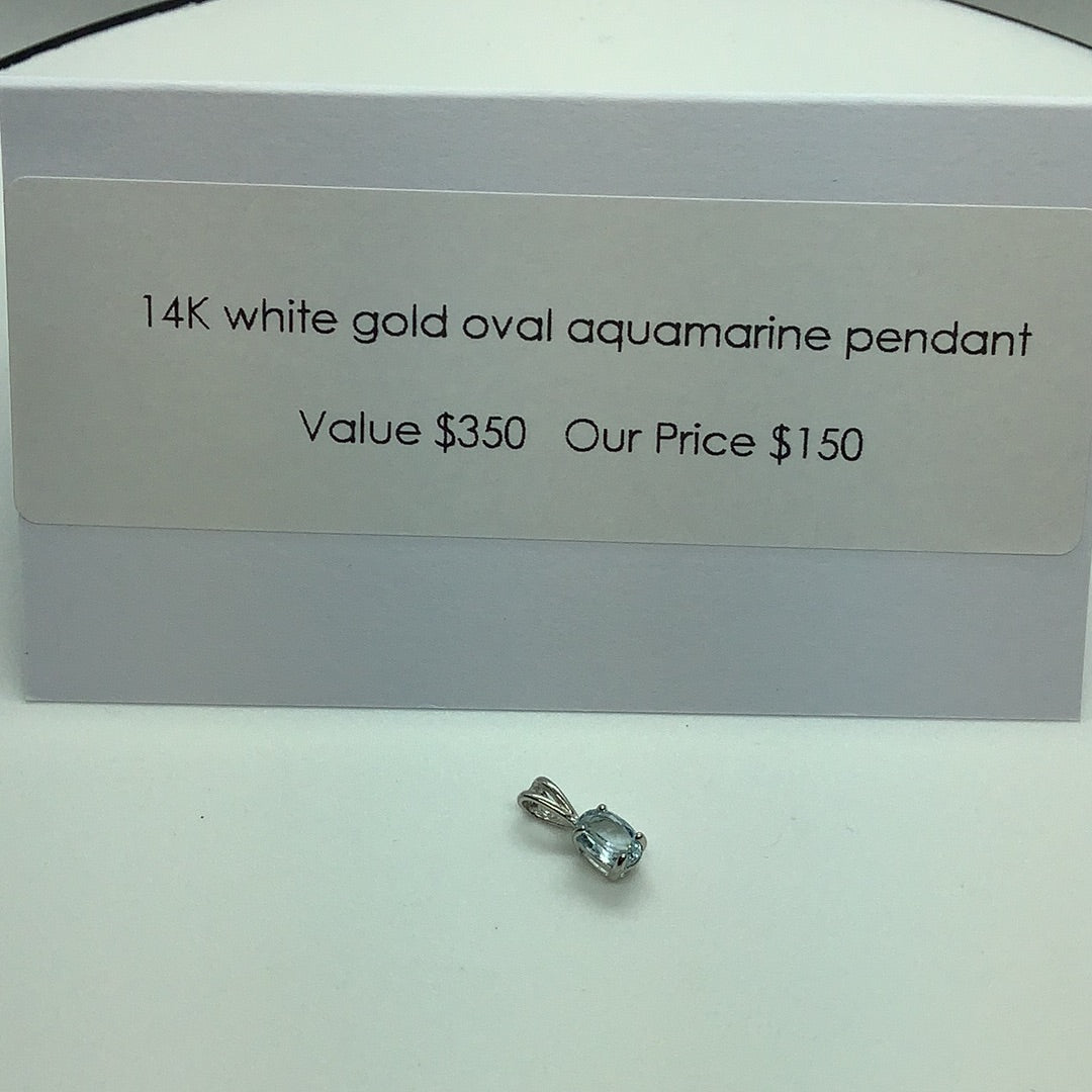 Aquamarine pendant