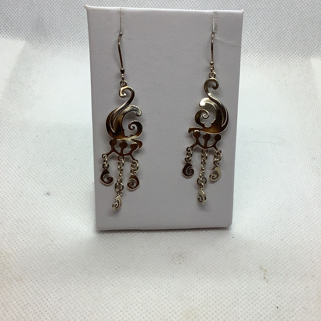 Sterling Swirl drop earrings