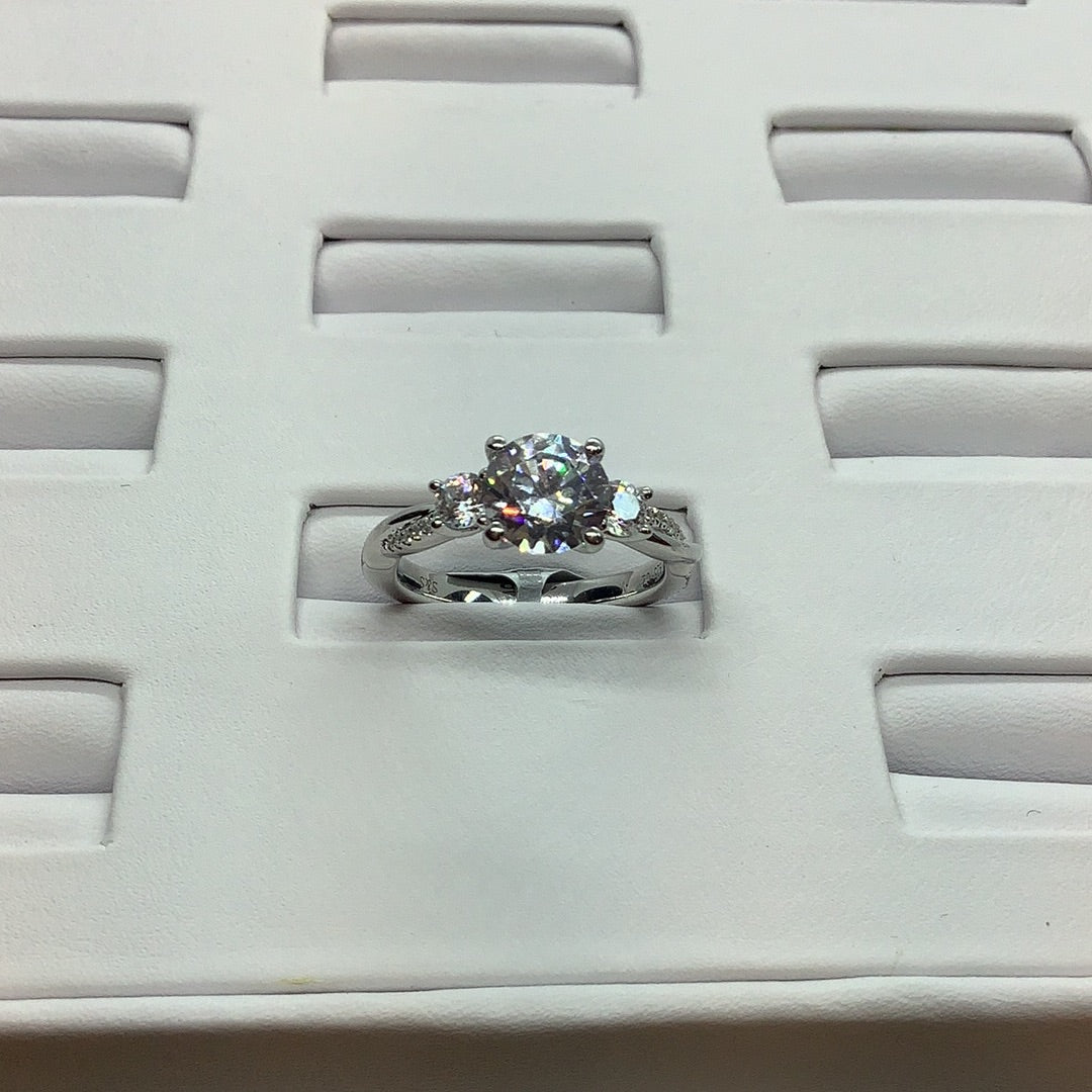 Diamond engagement ring setting