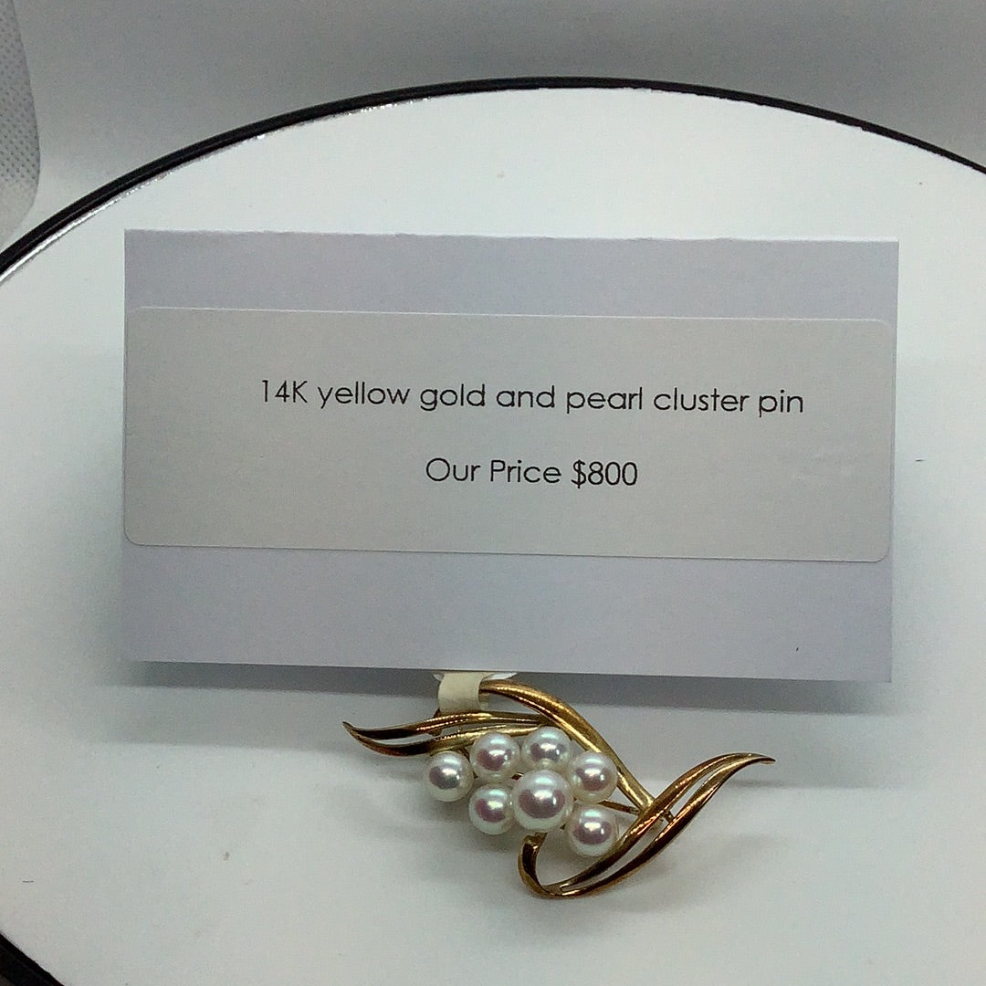 Vintage Pearl cluster pin