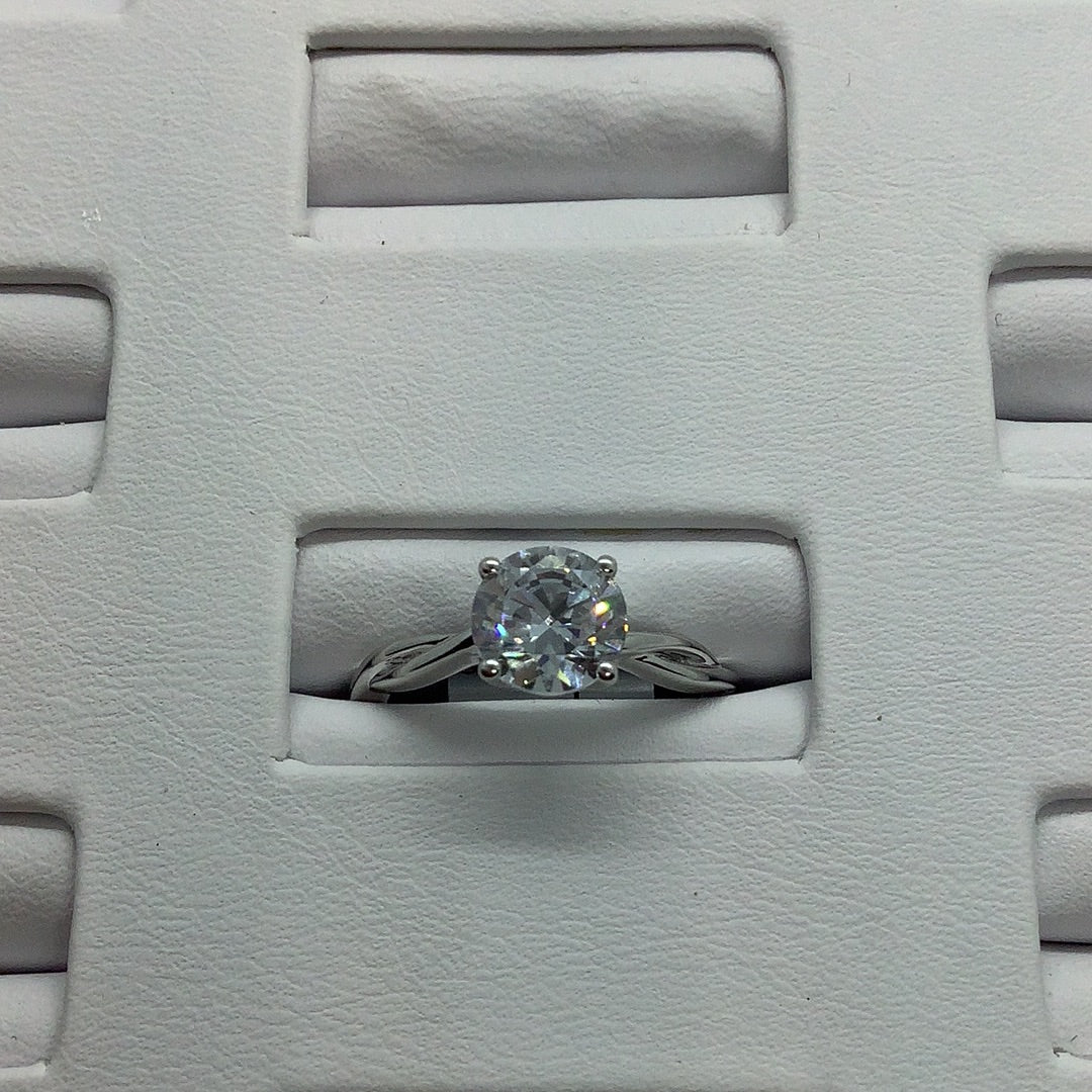 Diamond engagement ring setting