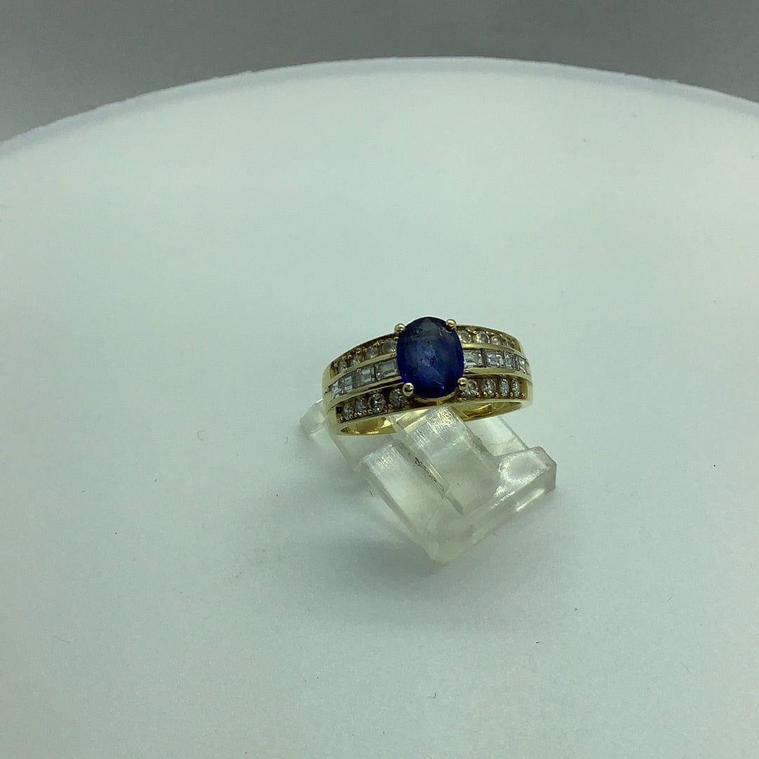 Sapphire and diamond ring
