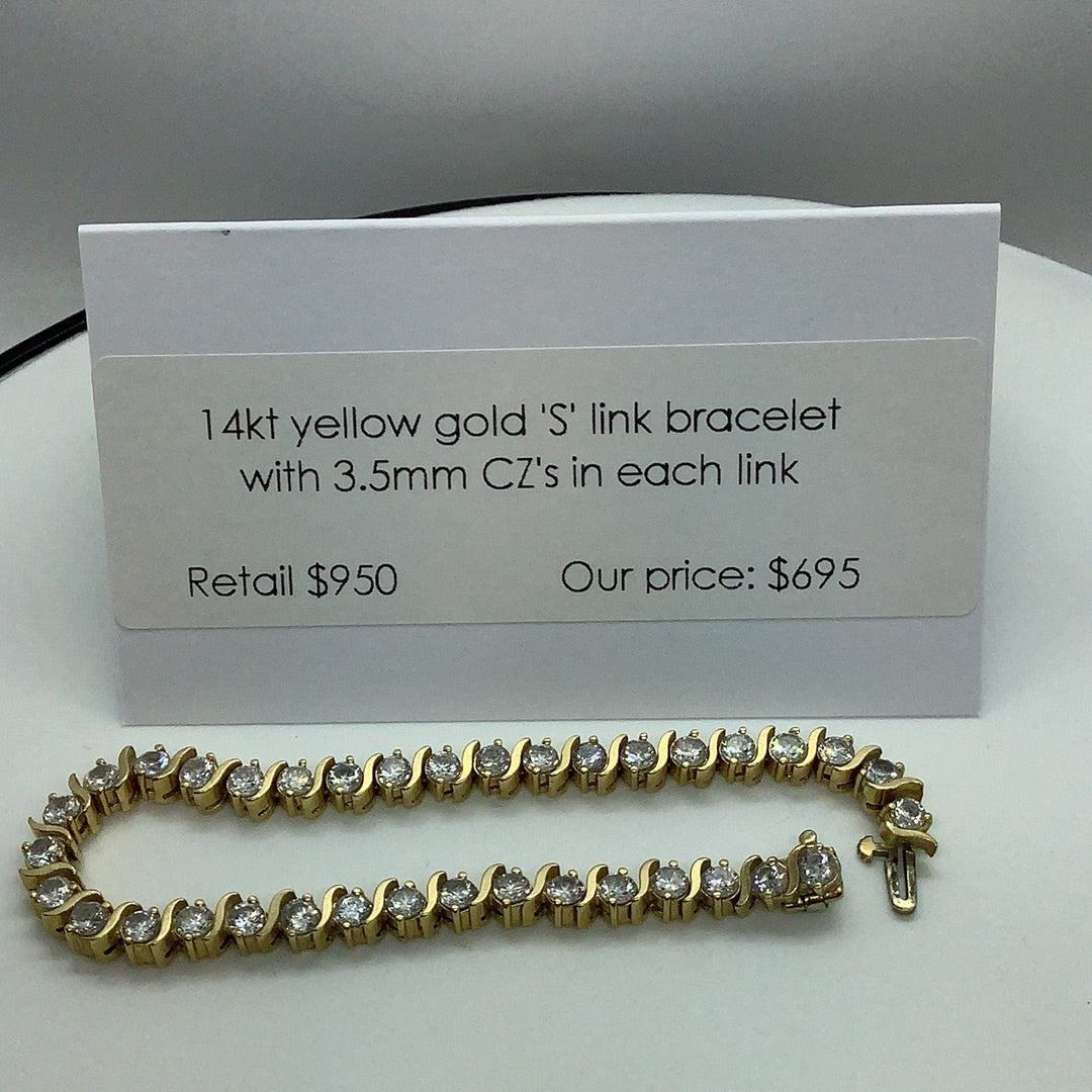 Tennis bracelet