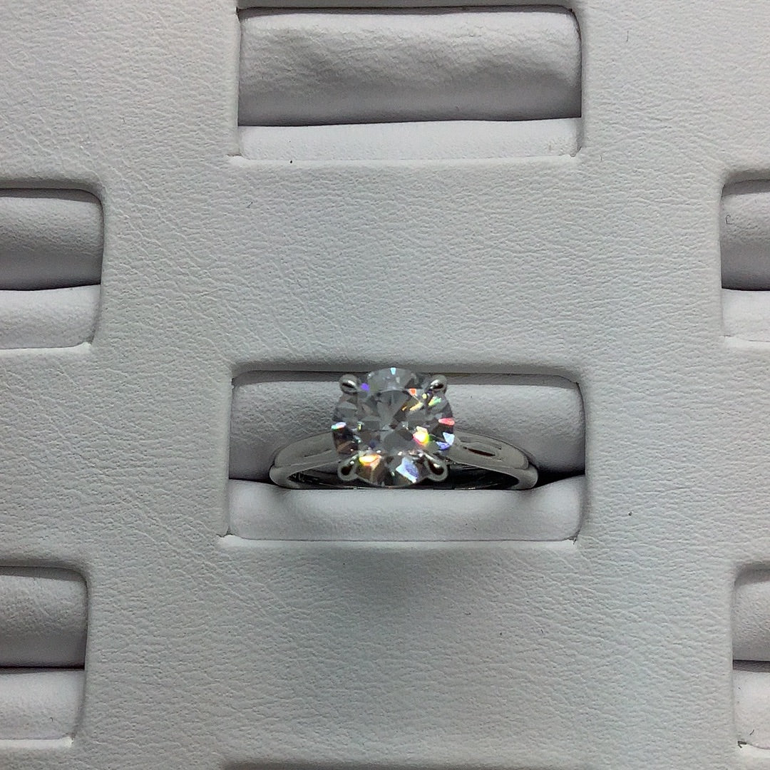 Diamond engagement ring setting