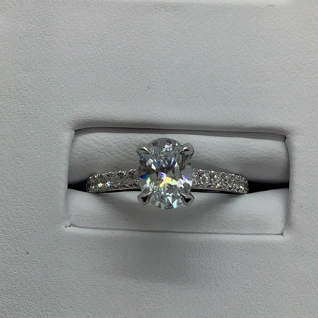 Diamond engagement ring setting