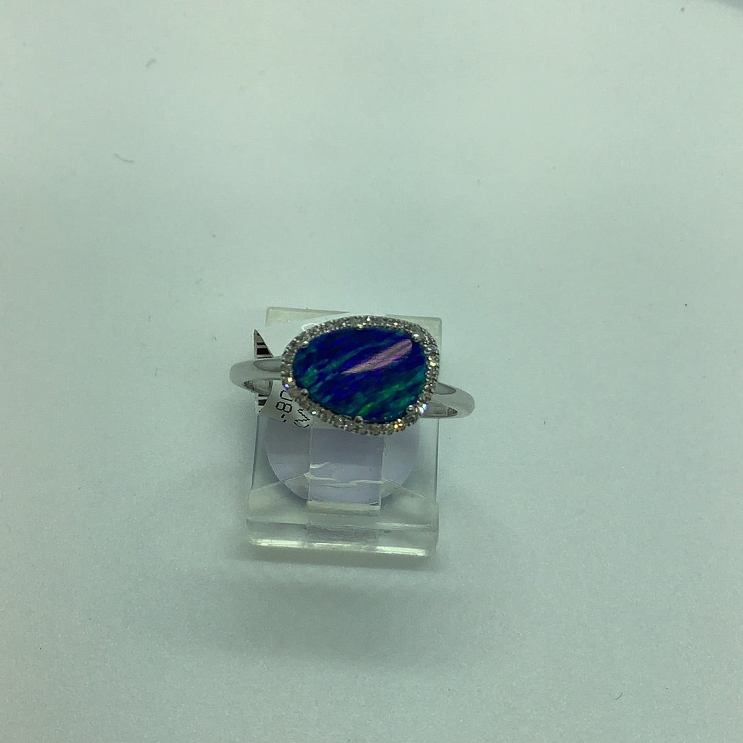 Opal and diamond ring