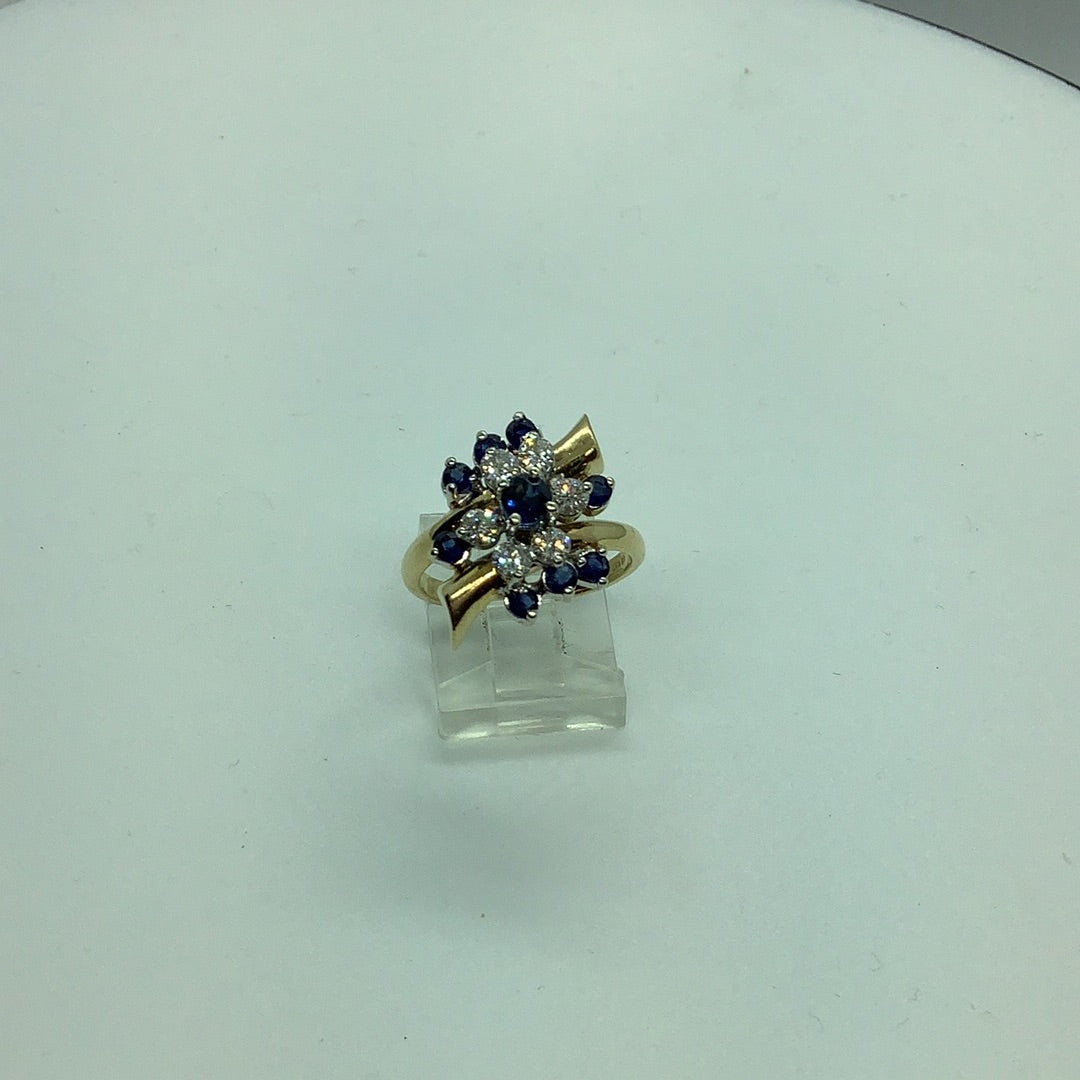 Diamond and sapphire cocktail ring