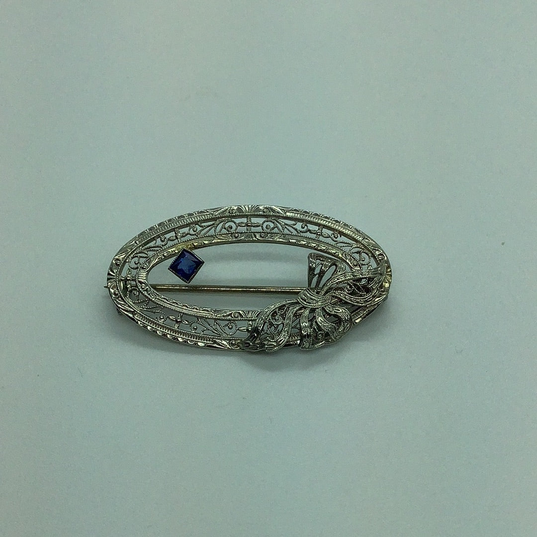 Vintage filigree Krementz brooch