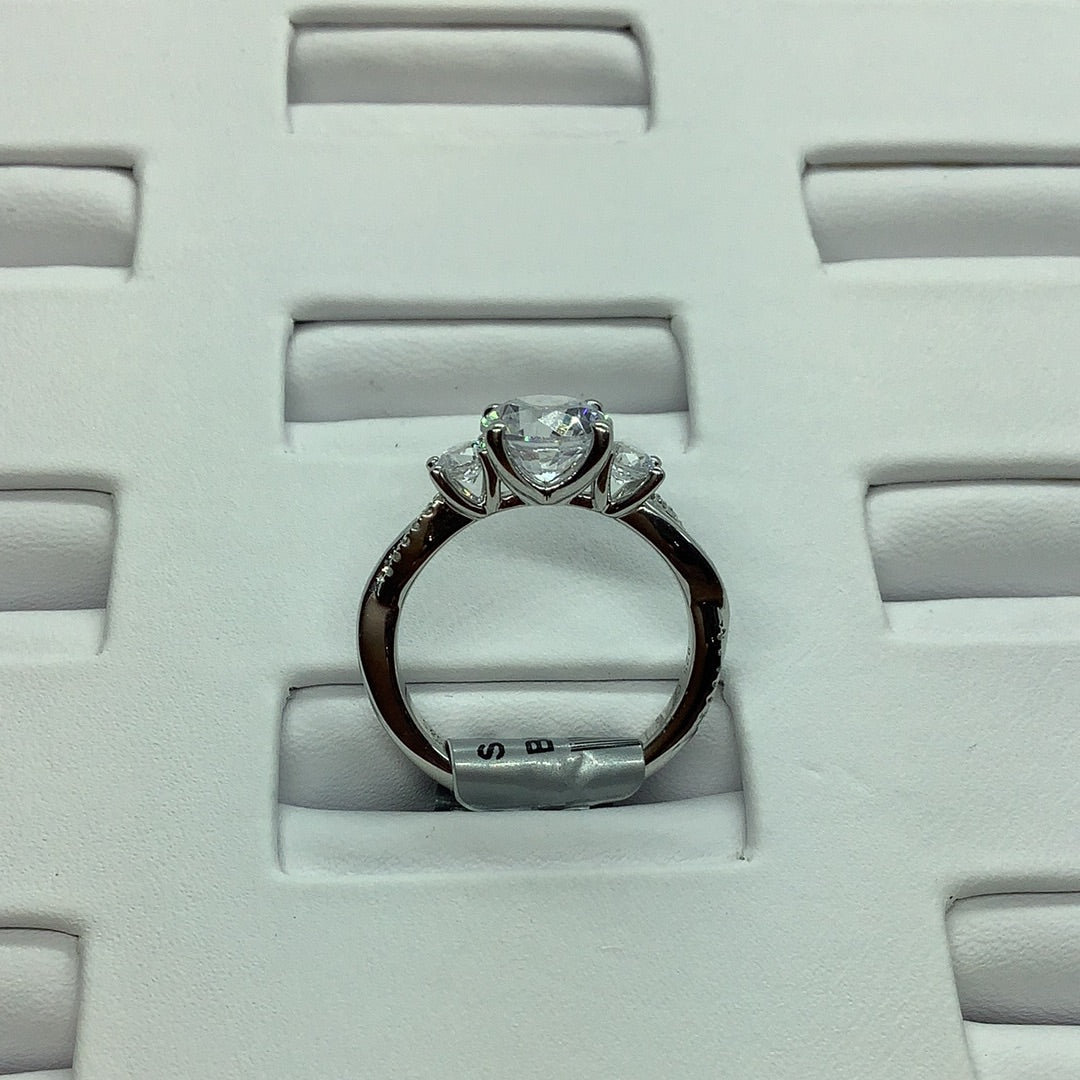 Diamond engagement ring setting