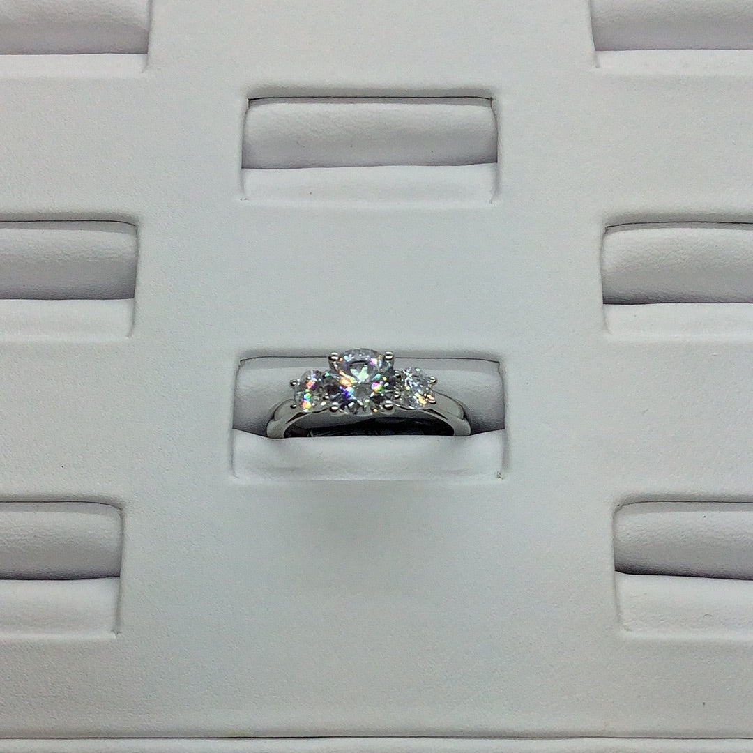 Diamond engagement ring setting