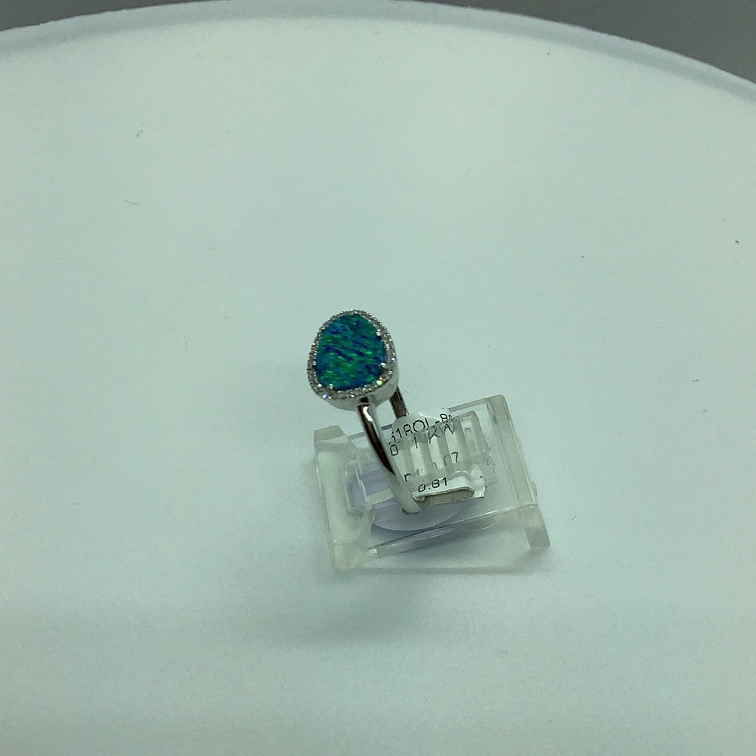 Opal and diamond ring