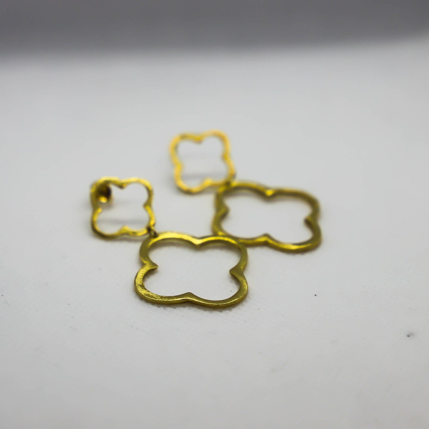 18kt gold plated dangle earrings
