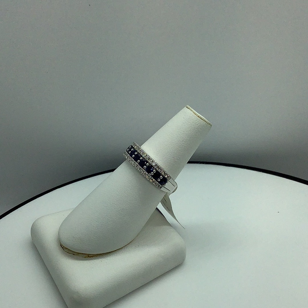 Sapphire and diamond ring