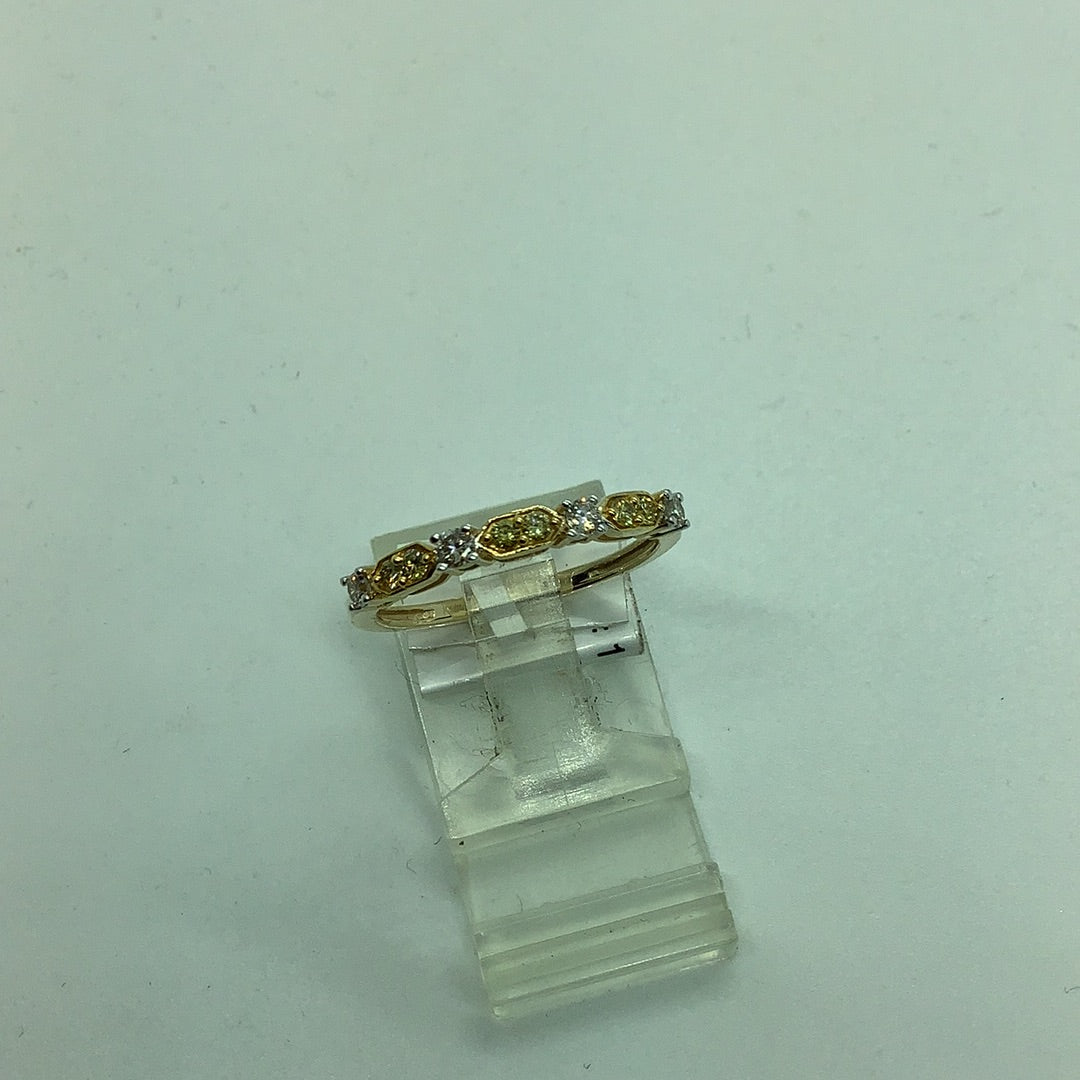 Yellow and white diamond ring