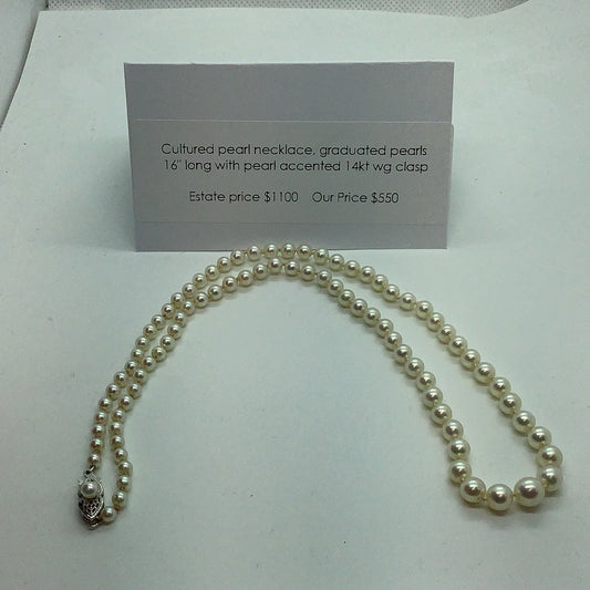 Graduated cultured pearl necklace