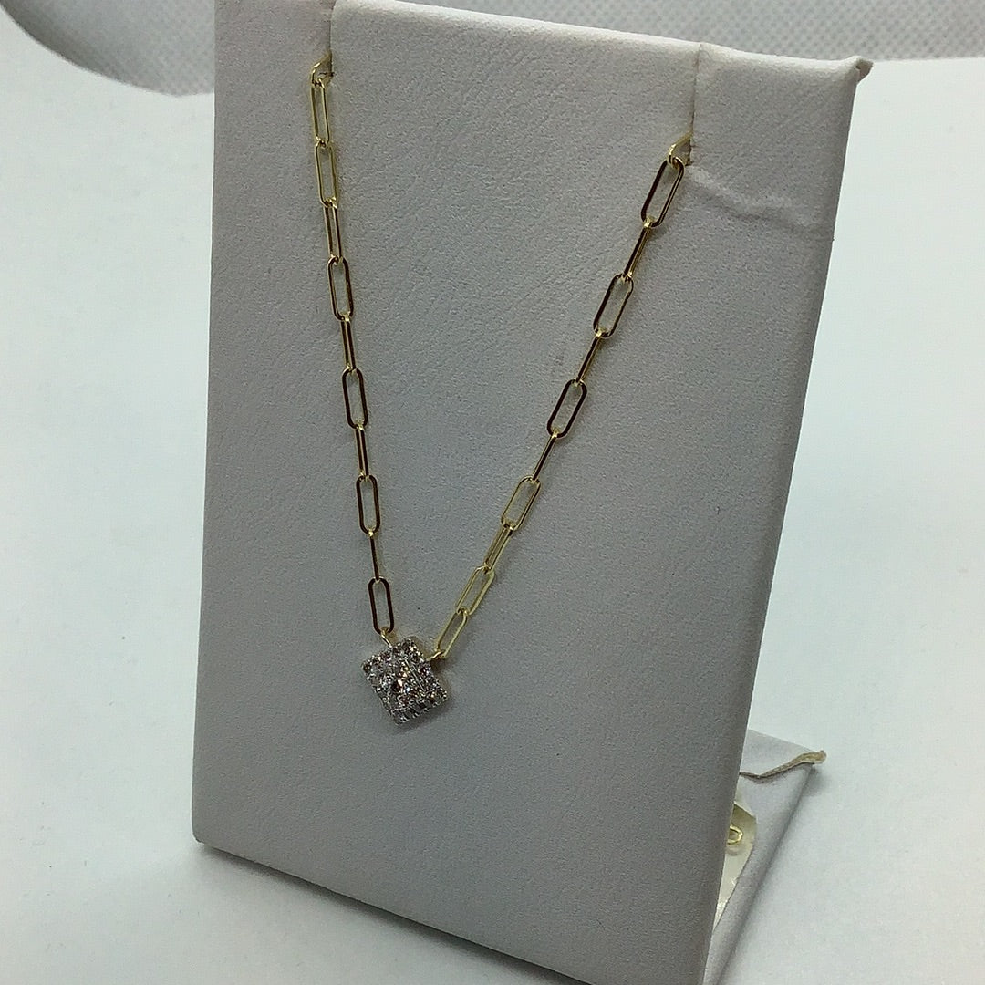 Diamond pendant on paper clip style chain