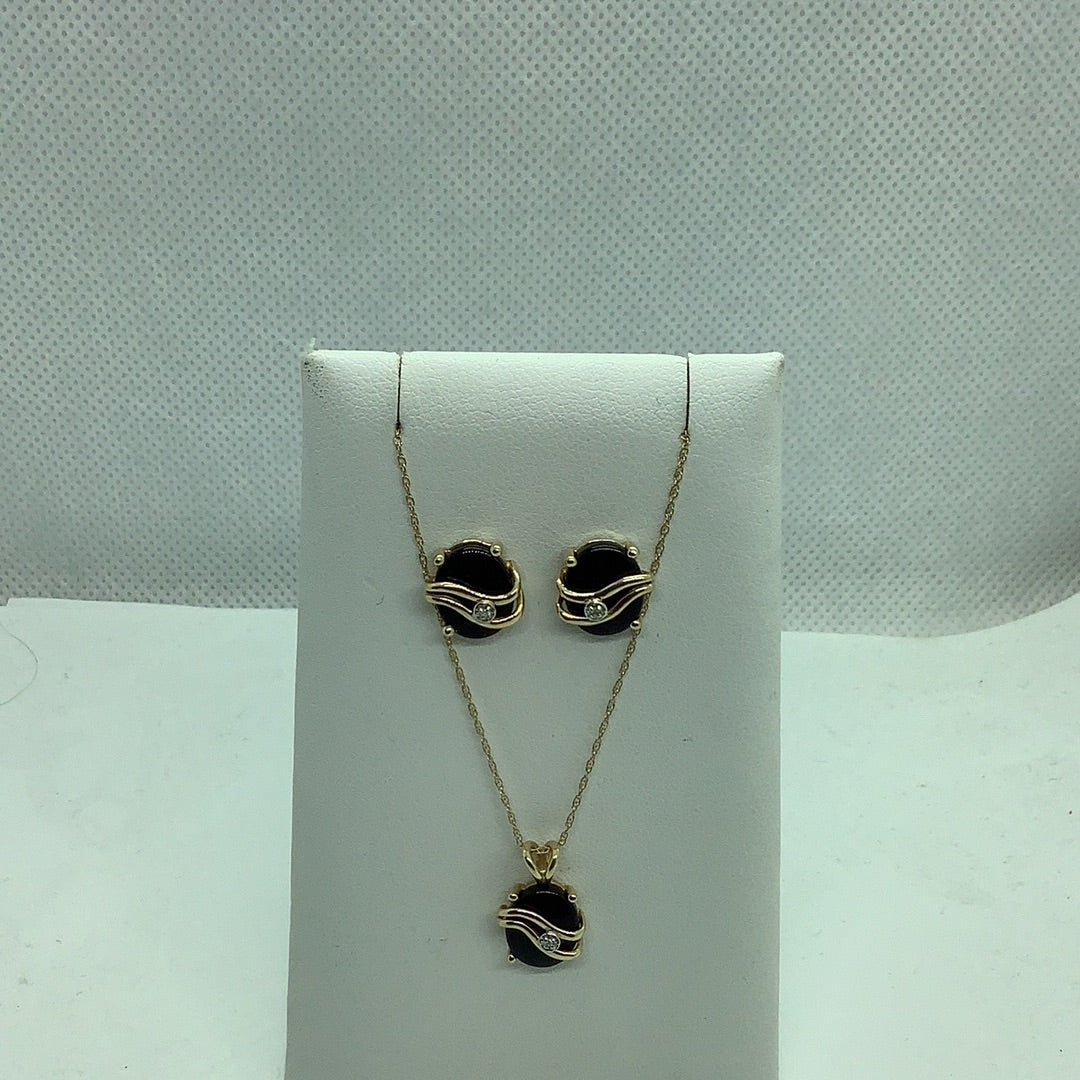 Black onyx and diamond pendant and earring set