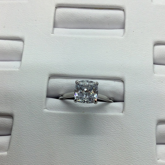 Engagement ring setting