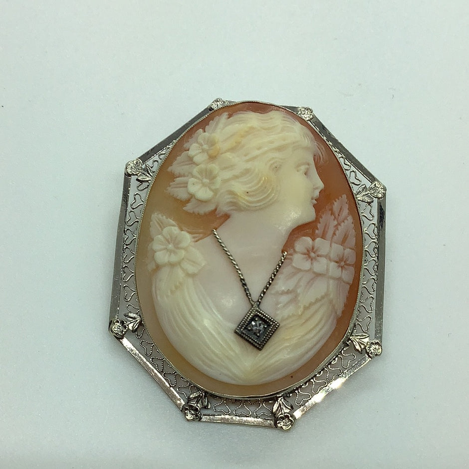 Gerlach's Jewelers Fine Jewelry, Custom Jewelry Design and Repairs