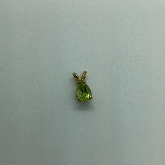 Peridot pendant