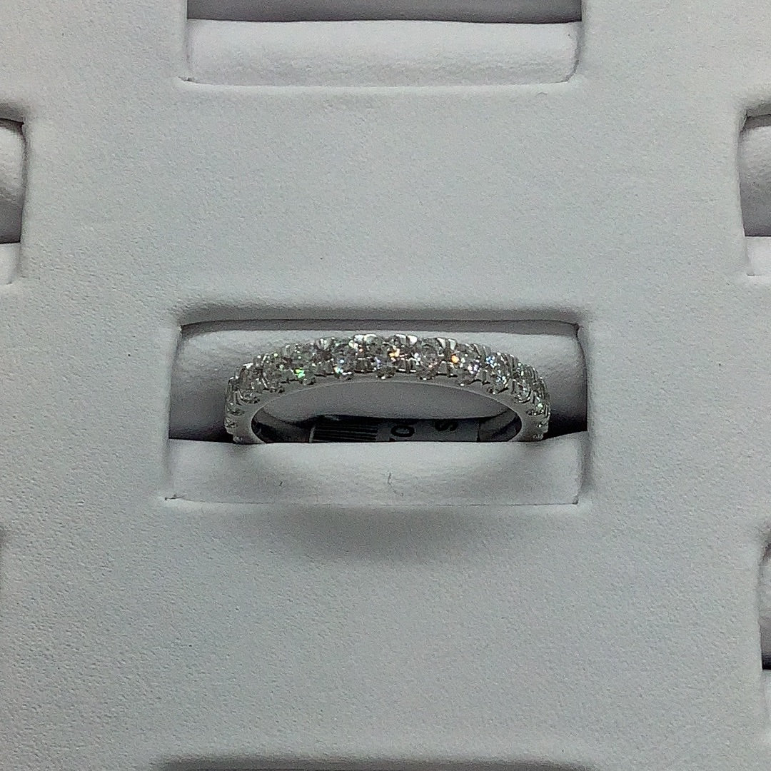 Diamond wedding/ eternity band